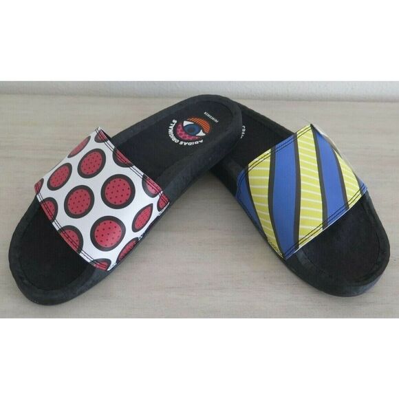 adidas GY5351 Men's Sz 7 Black Adilette Boost Craig & Karl Swim Slides/Sandals - Picture 3 of 7